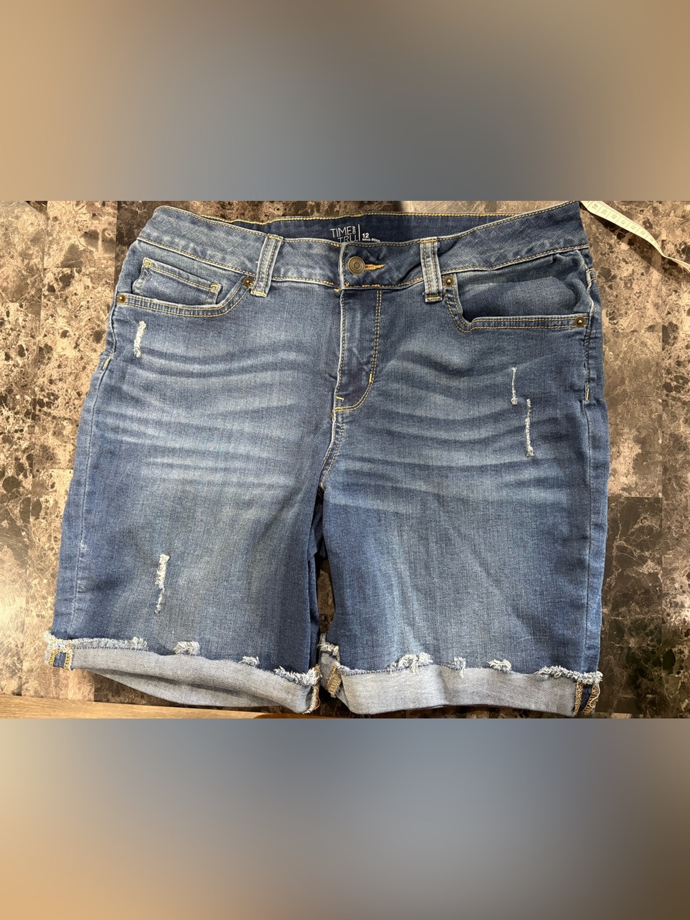 Time and Tru Distressed Denim Shorts Mid-Rise Cuffed Size 12 Dark Wash Blue